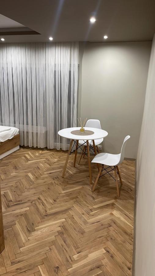 Ivet Guest Rooms Warna Exterior foto
